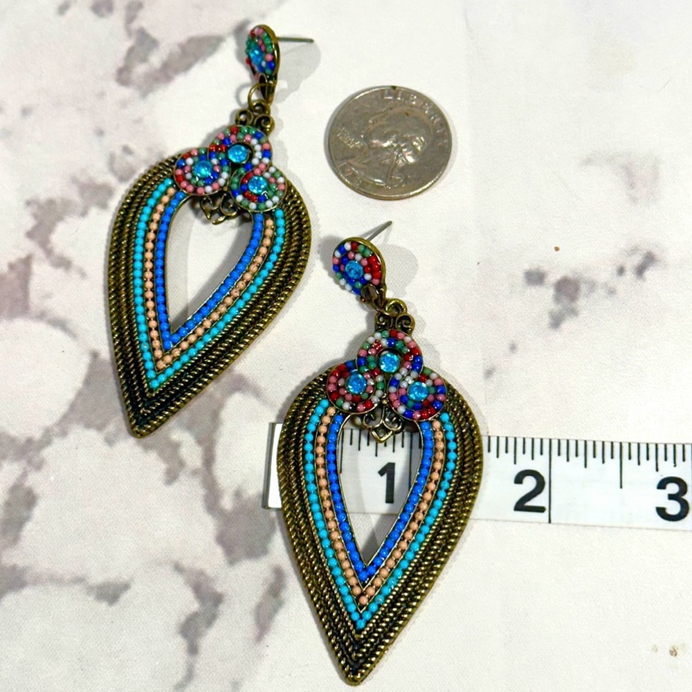 Beautiful unique blue/green statement earrings - Picture 3 of 8